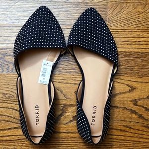 Torrid Black Stud Pointed Flat Size 11